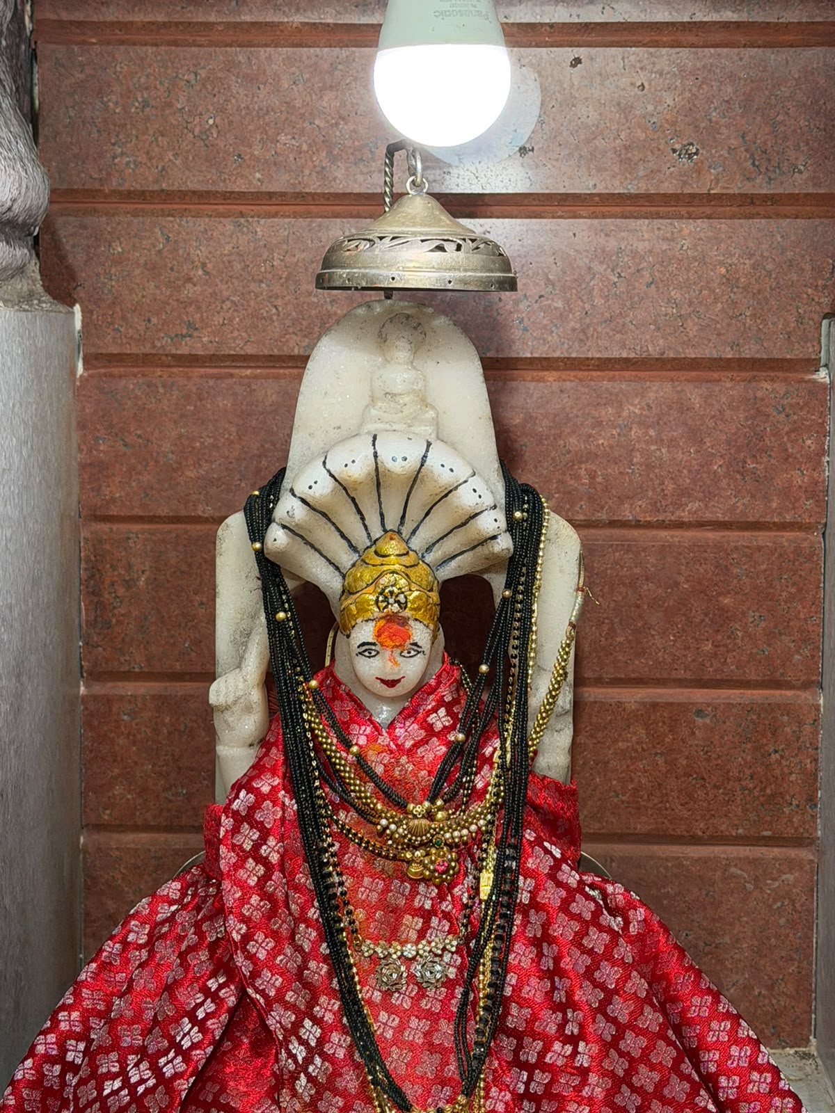 Main shrine and prayer hall